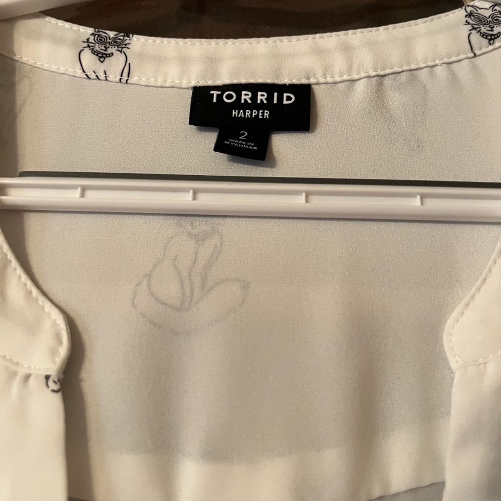 Torrid kitty top size 2 - Picture 3 of 3